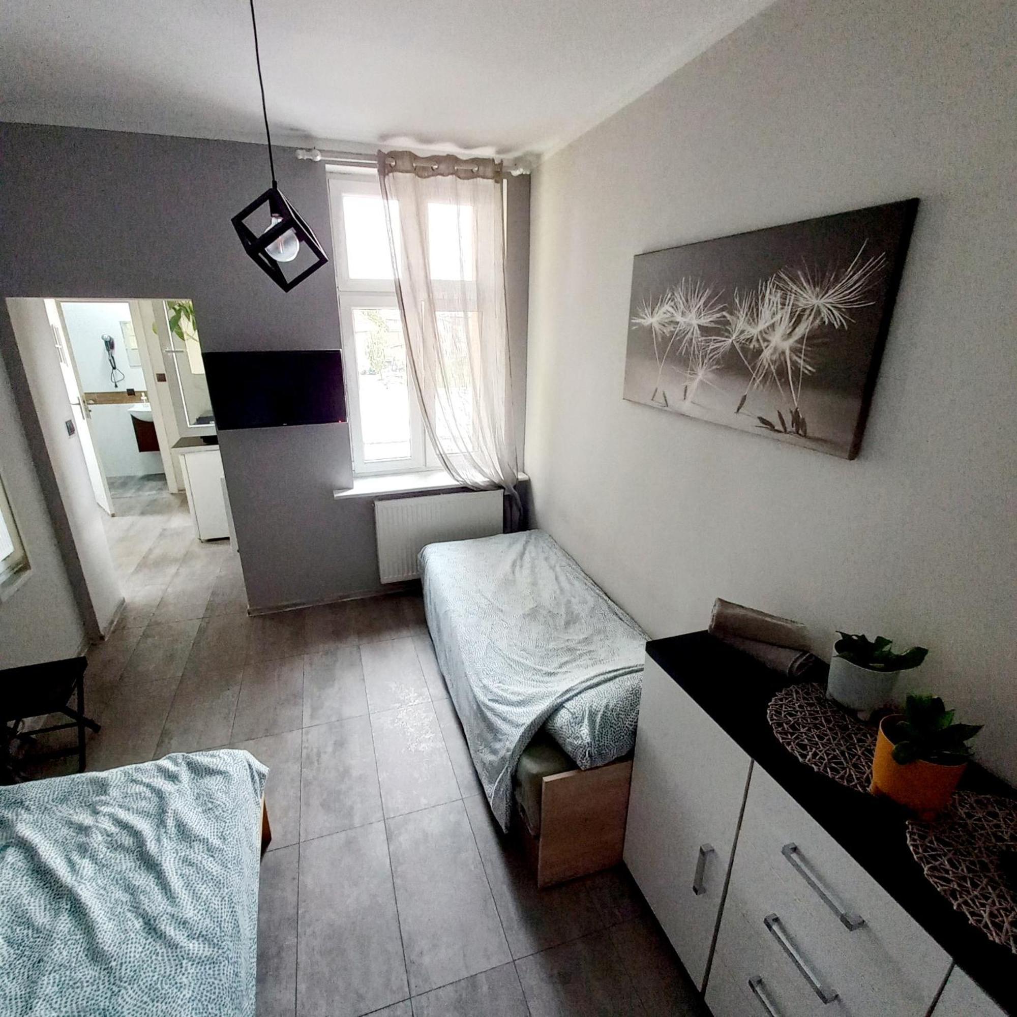 Centrum Noclegi Wagrowiec Kolejowa 15 Buitenkant foto