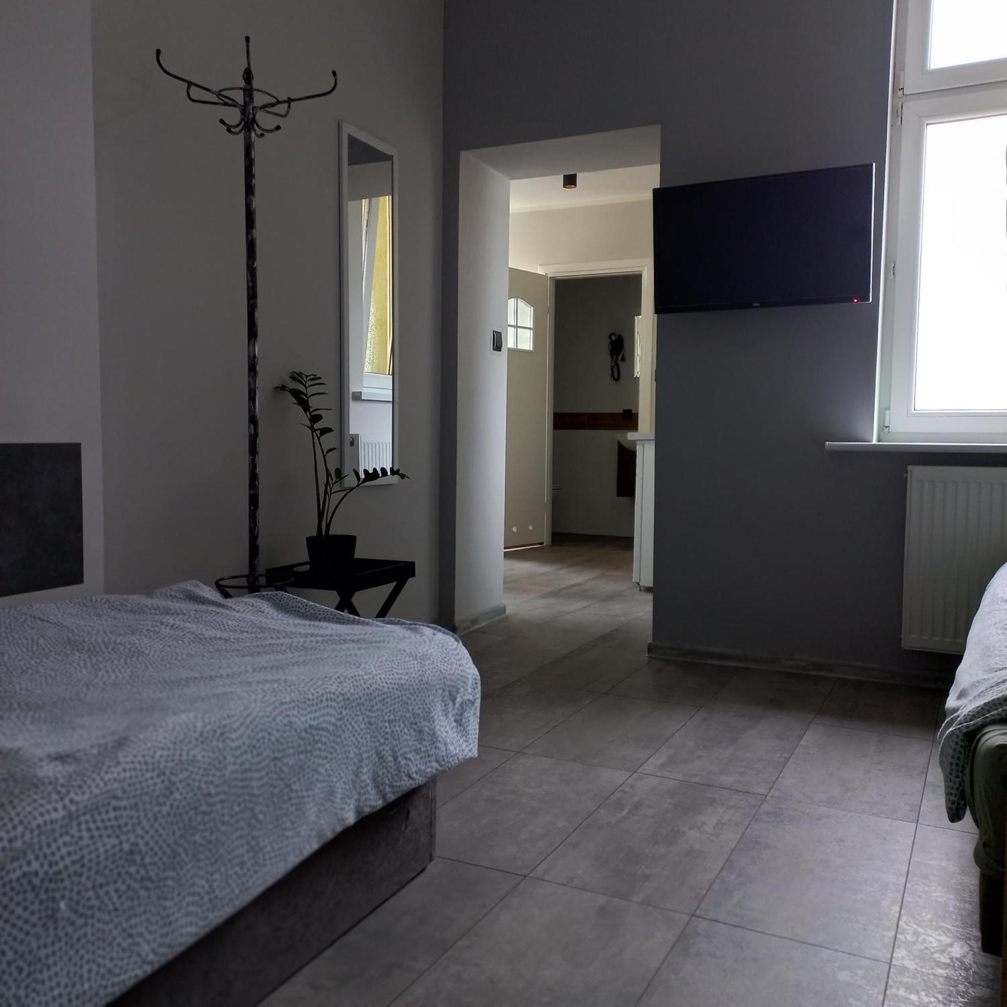 Centrum Noclegi Wagrowiec Kolejowa 15 Buitenkant foto